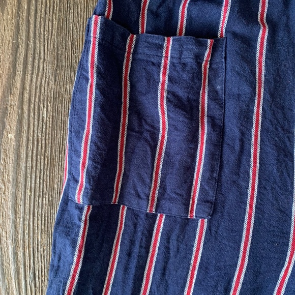 Adorable Navy Jumper Universal Thread / Women’s Medium / Halter - Picture 5 of 7